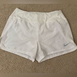 Nike Women's Classic White Shorts size Small
